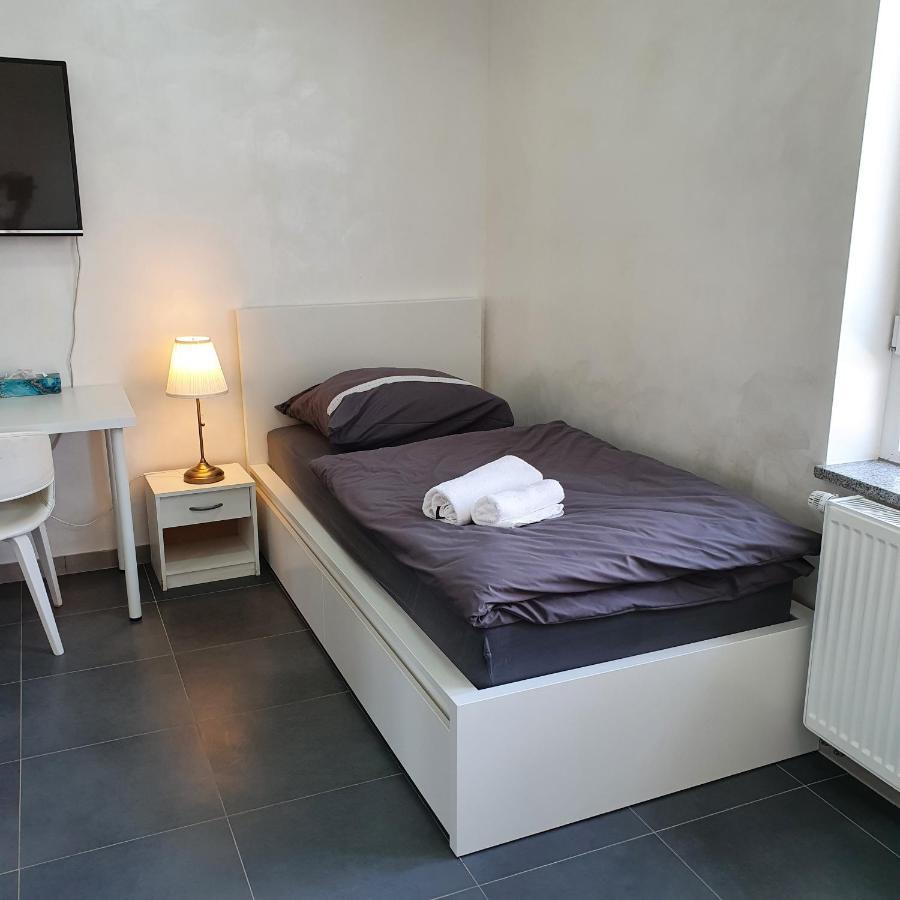 Pension Bad Soden / Apartment And Rooms Bad Soden am Taunus Dış mekan fotoğraf